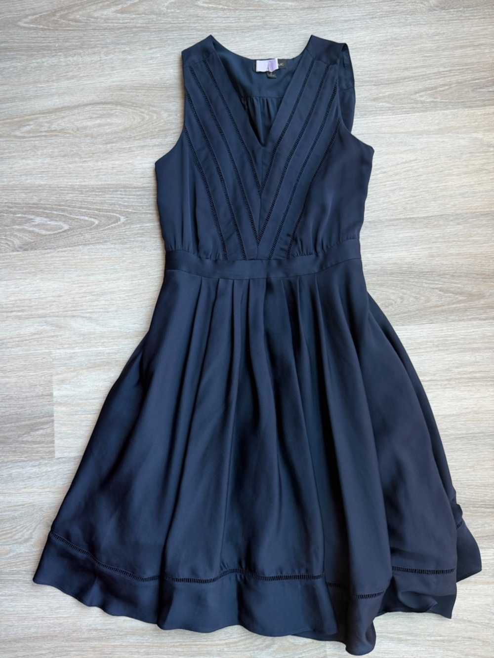 Banana Republic Black Sleeveless V-Neck Midi Dress
